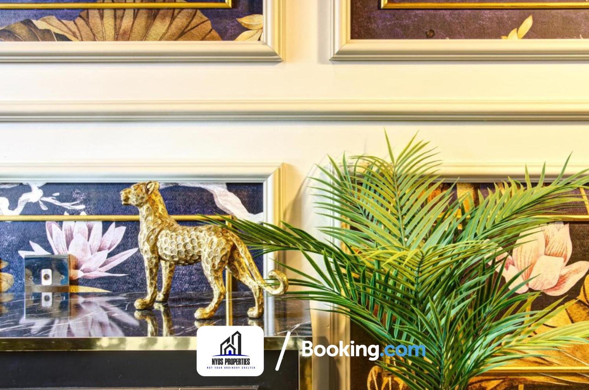 3 Bedroom Home By Nyos Properties Short Lets & Serviced Accommodation Manchester With Garden Экстерьер фото